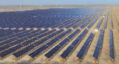 古尔班通古特沙漠基地辰羽奇台600MW光伏项目